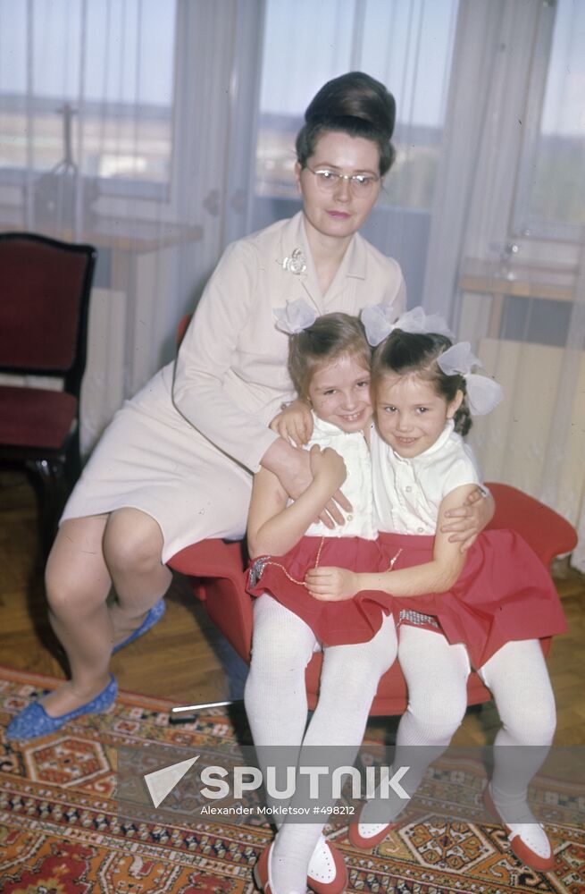 Valentina Gagarina with daughters Yelena and Galina | Sputnik Mediabank