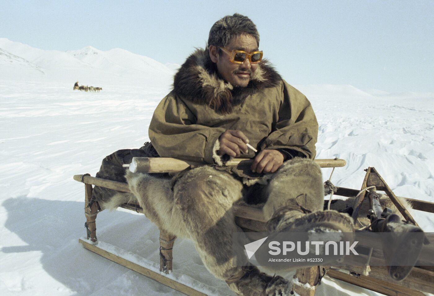 Eskimo sledge top