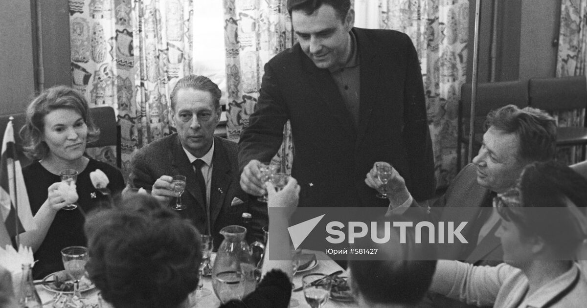 Soviet cosmonaut Vladimir Komarov at the reception | Sputnik Mediabank