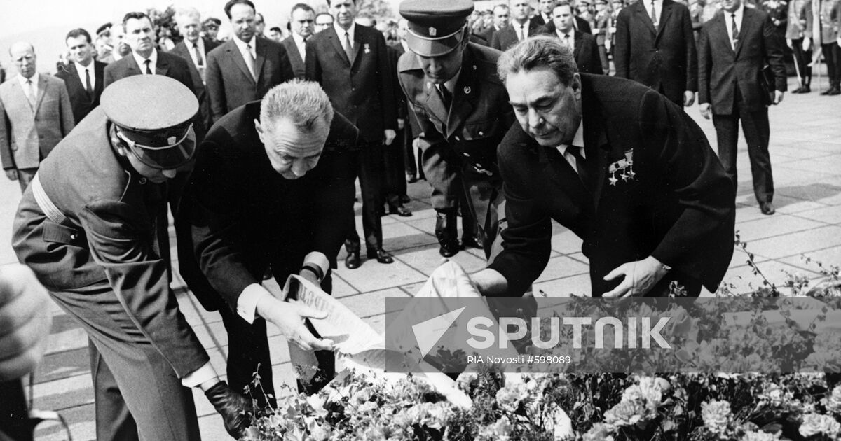 Leonid Brezhnev and Alexei Kosygin | Sputnik Mediabank