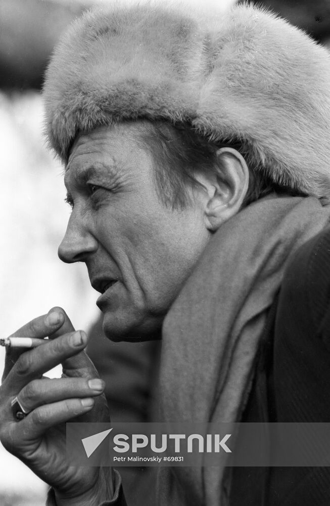 YEVTUSHENKO Sputnik Mediabank
