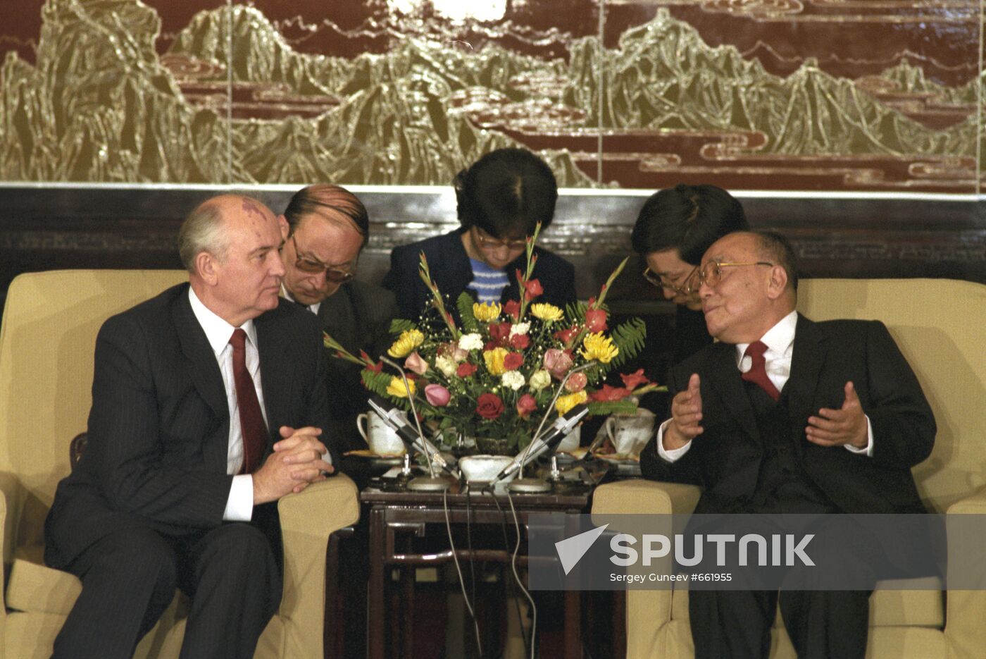 Mikhail Gorbachev visits China Sputnik Mediabank