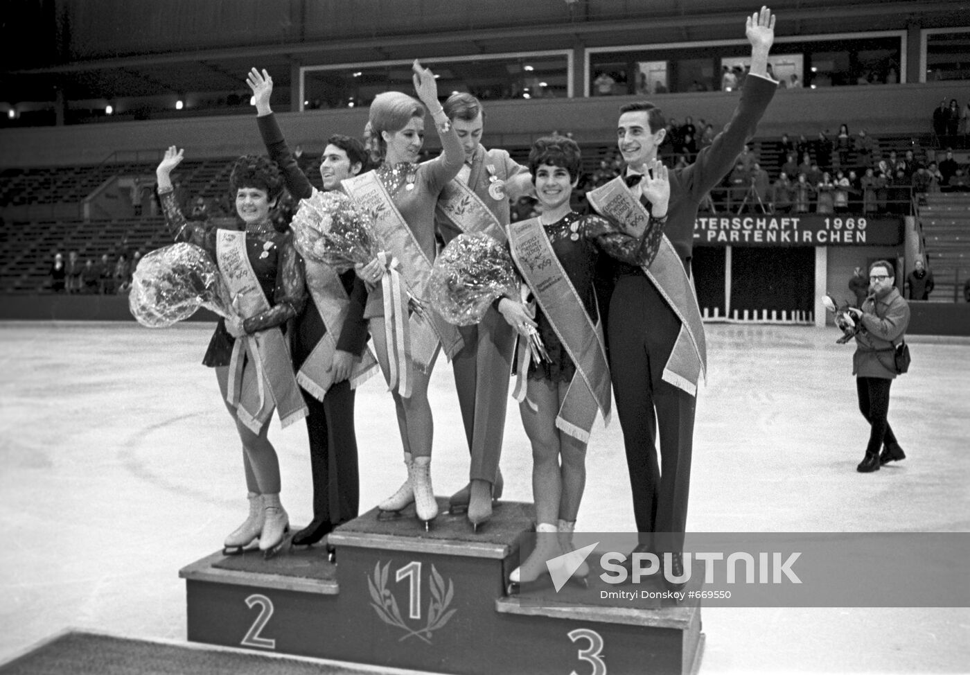 European Ice Skating Championship Prize Winners Sputnik Mediabank