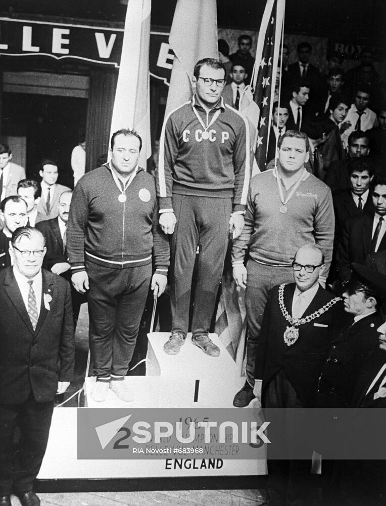 Awarding of the World freestyle wrestling championships winners