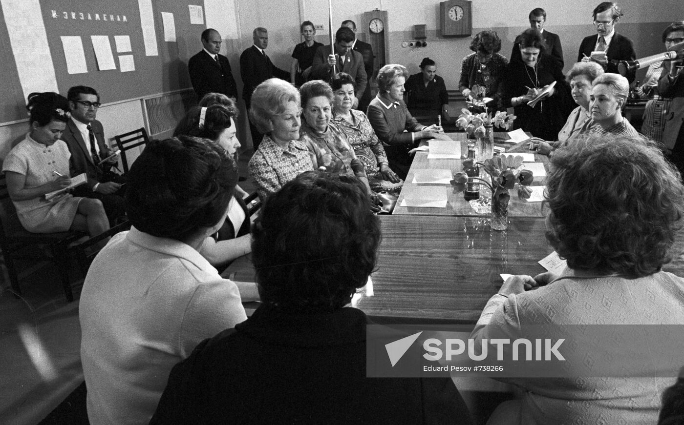 Patricia Nixon Sputnik Mediabank