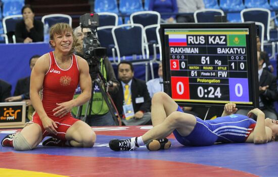 Fila wrestling shop