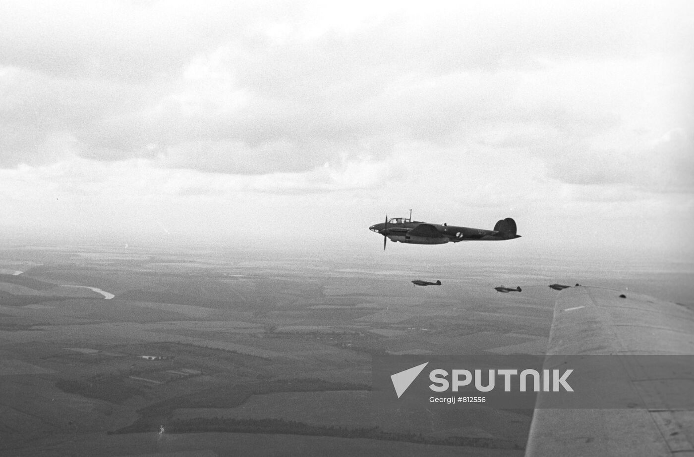 Bomber Squadron Of Capt Schennikov s Unit Sputnik Mediabank bomber-squadron-of-capt-schennikov-s-unit-sputnik-mediabank