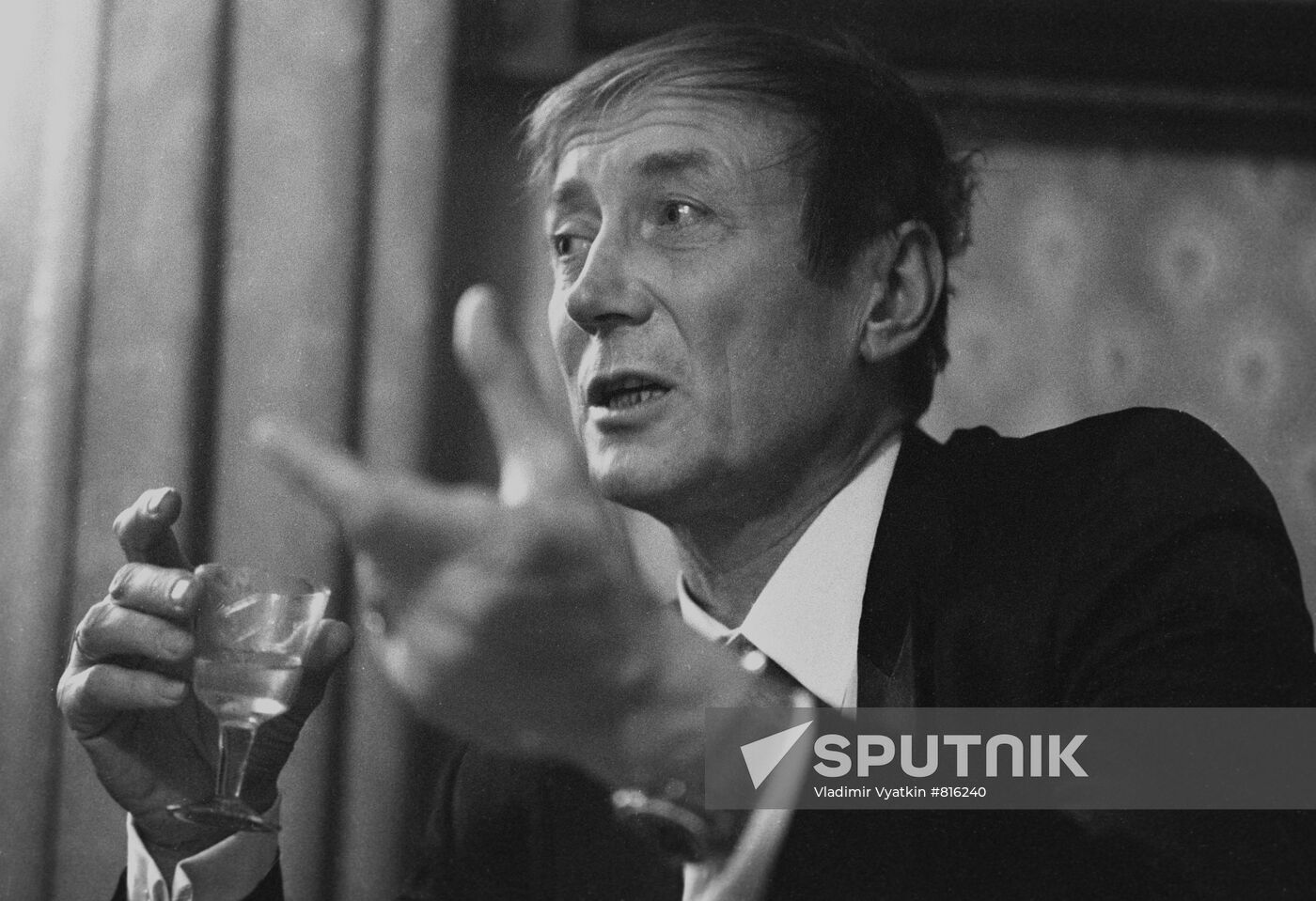 Poet Yevgeny Yevtushenko Sputnik Mediabank
