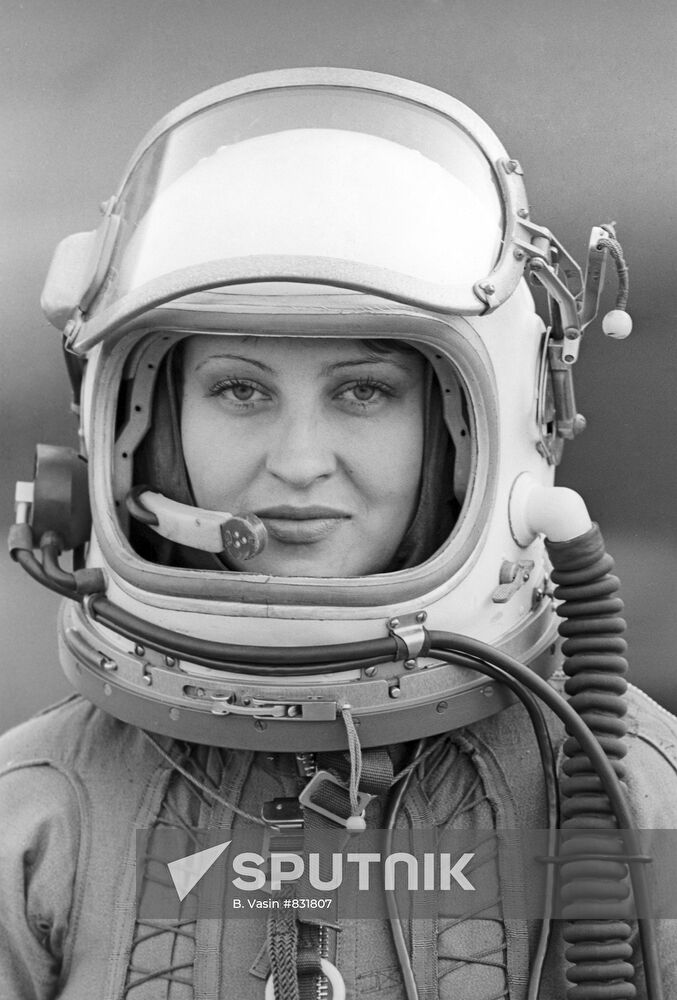 Parachute jumper Elvira Fomichyova | Sputnik Mediabank