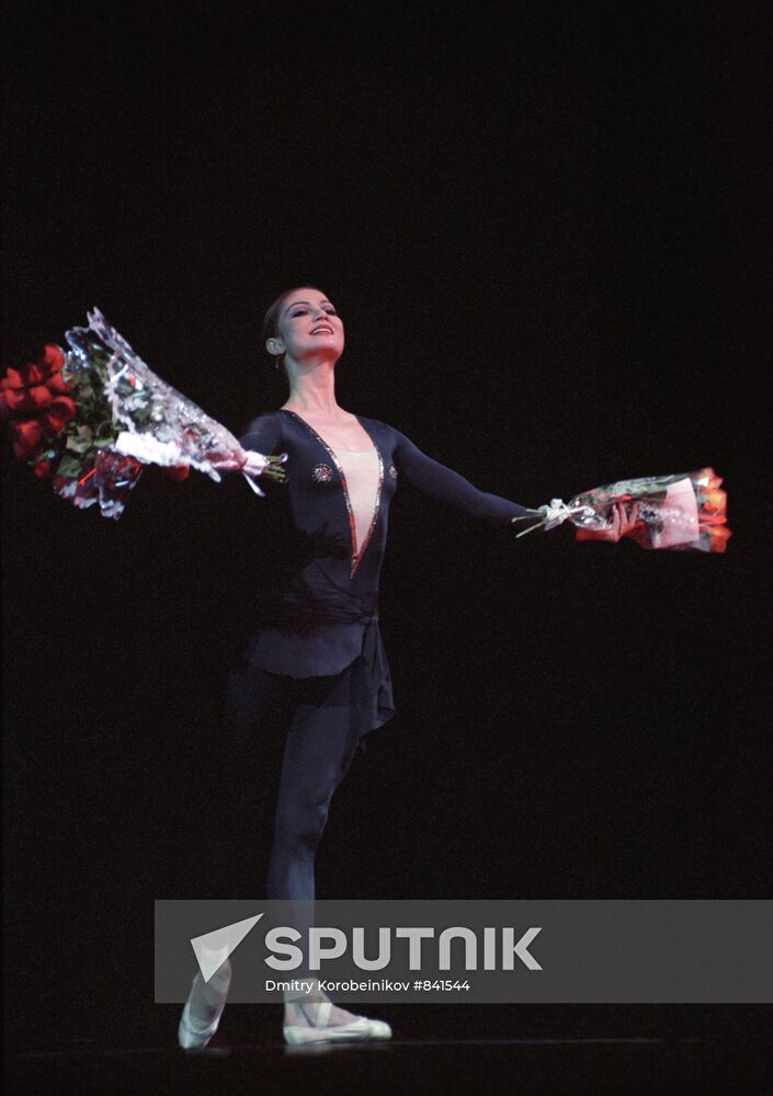 Ballerina Yulia Makhalina | Sputnik Mediabank