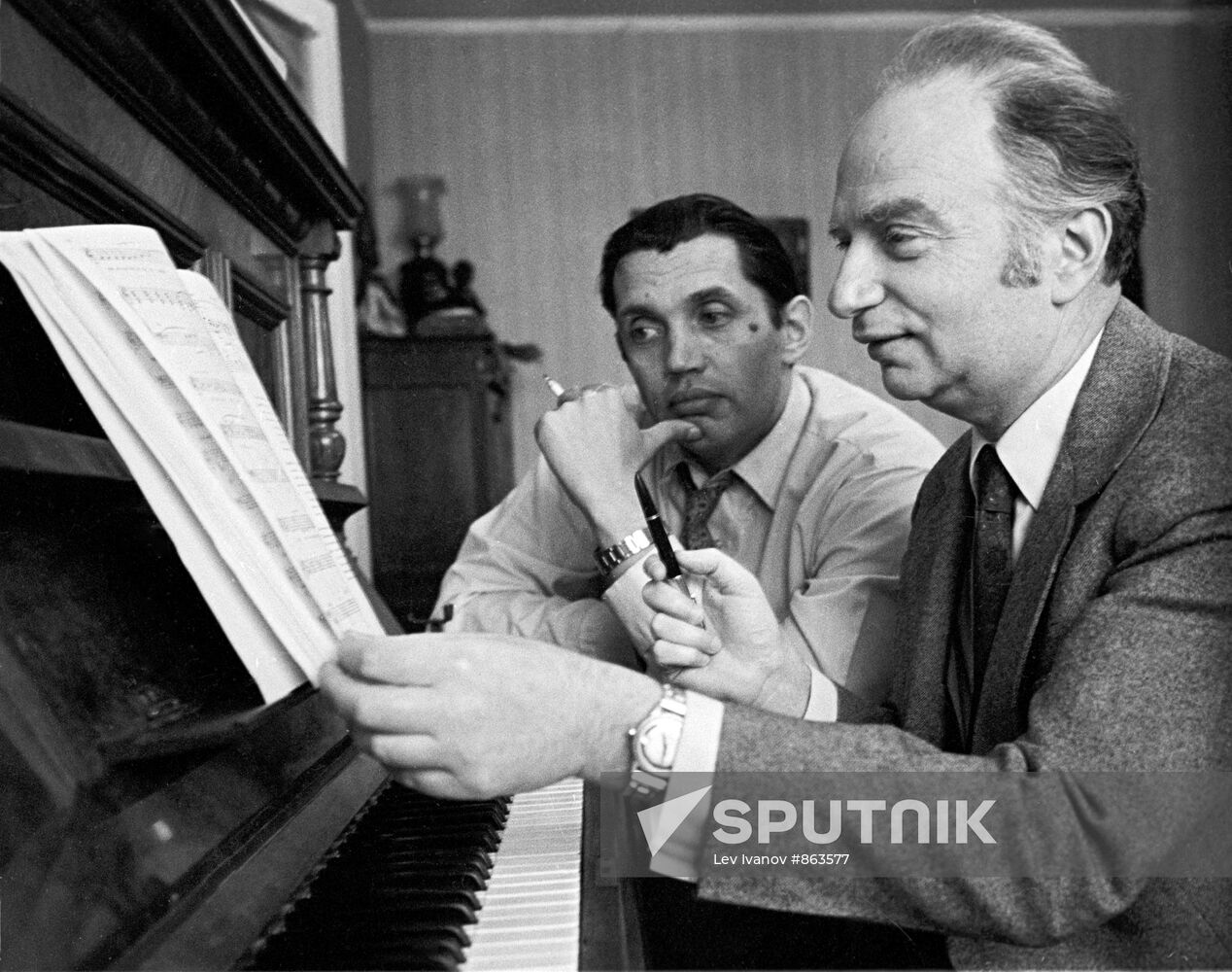 Oskar Feltsman and Robert Rozhdestvensky | Sputnik Mediabank