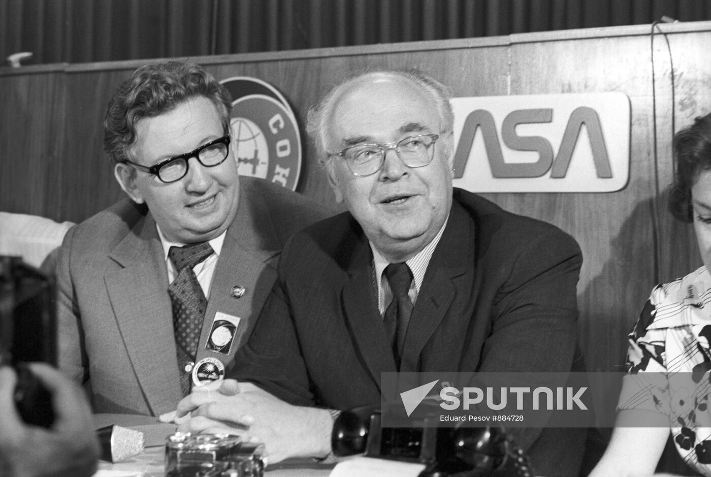 Soviet Ambassador to US Anatoly Dobrynin at news conference | Sputnik ...