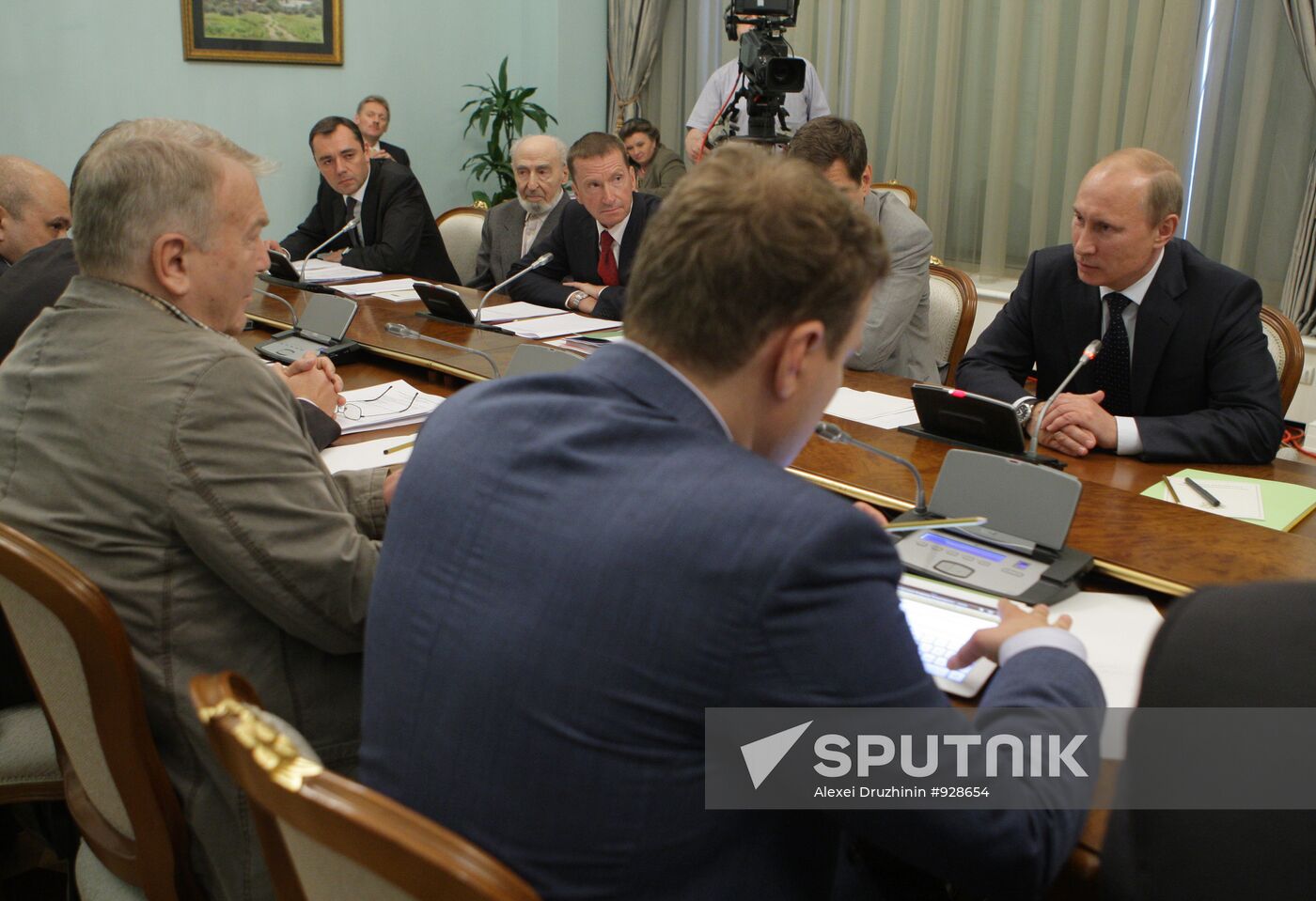Putin meets Russian animators Sputnik Mediabank