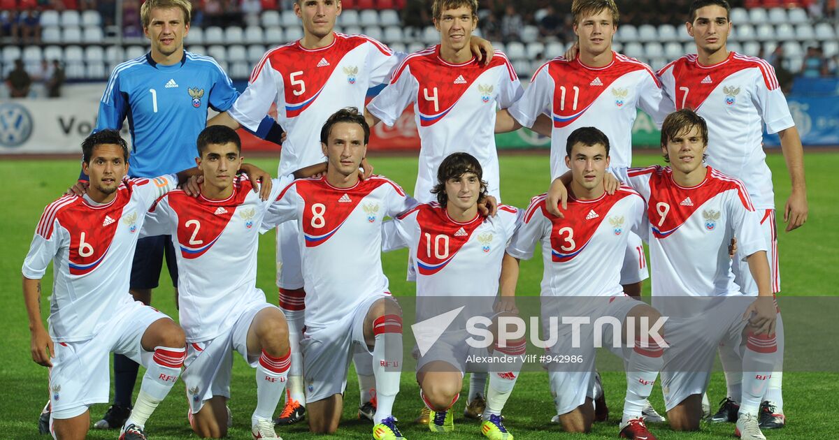 Russia's 2nd football squad vs. youth team friendly match | Sputnik ...