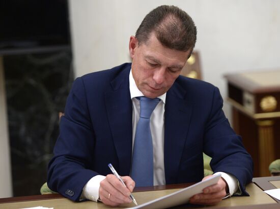 Russian President Vladimir Putin holds meeting on socioeconomic issues