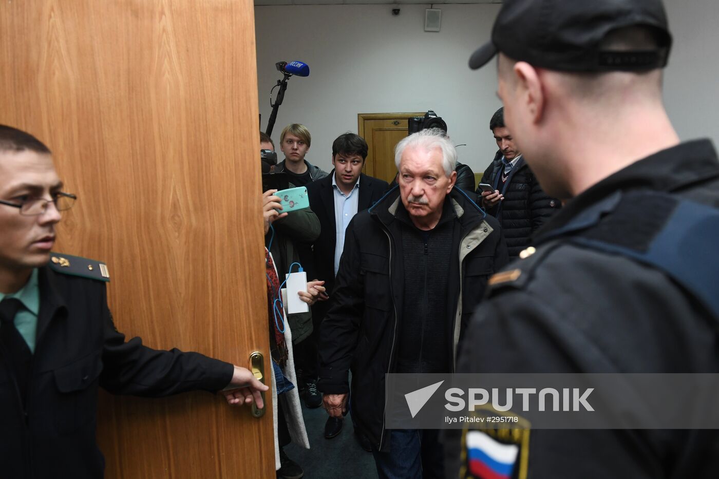 Court considers arrest warrant for ex-Head of the Komi Republic Vladimir Torlopov