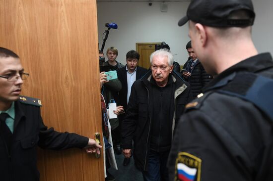 Court considers arrest warrant for ex-Head of the Komi Republic Vladimir Torlopov