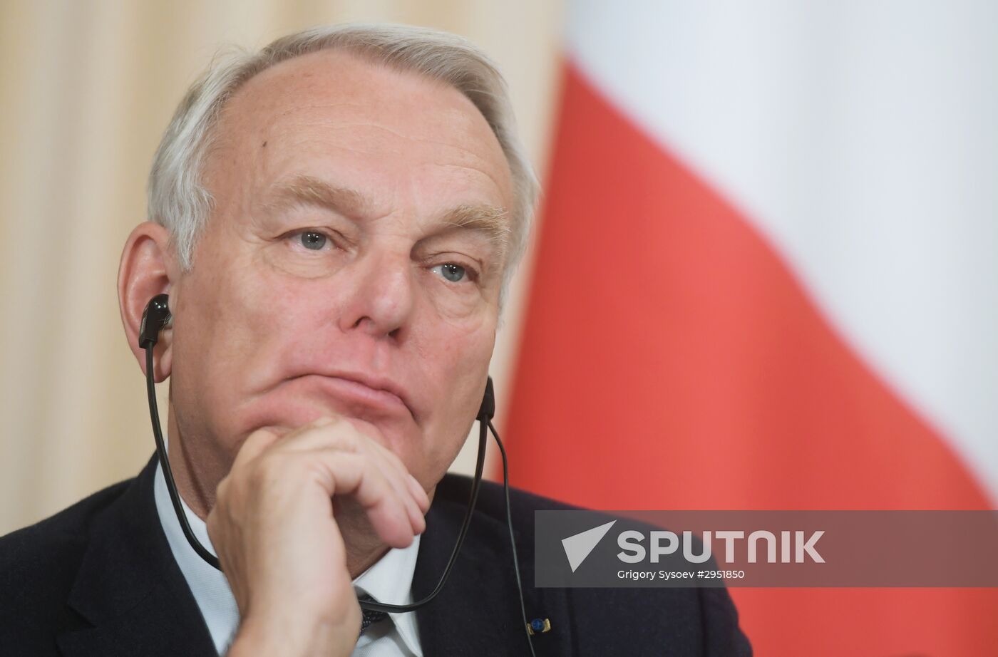 Russian and French Foreign Ministers Sergei Lavrov and Jean-Marc Ayrault meeting