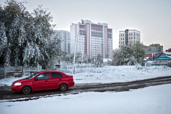 First snowfall in Omsk