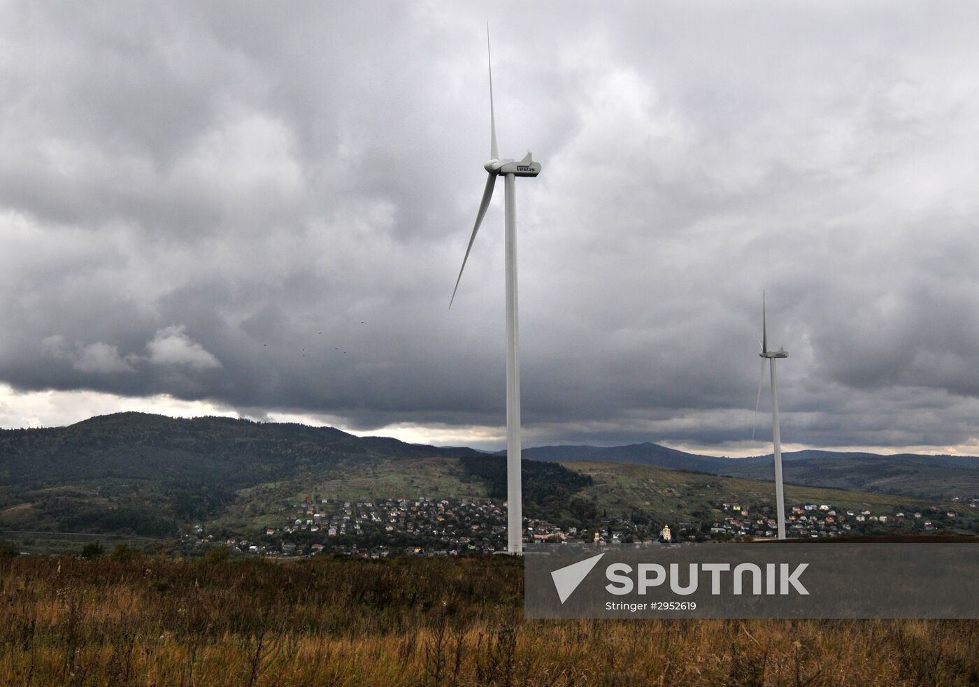 Wind power plant launched in Carpathians