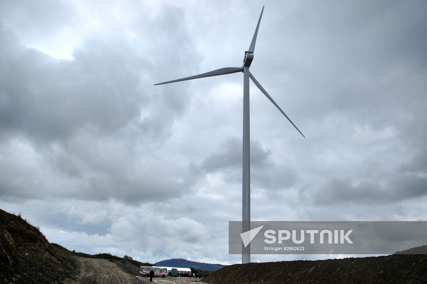 Wind power plant launched in Carpathians