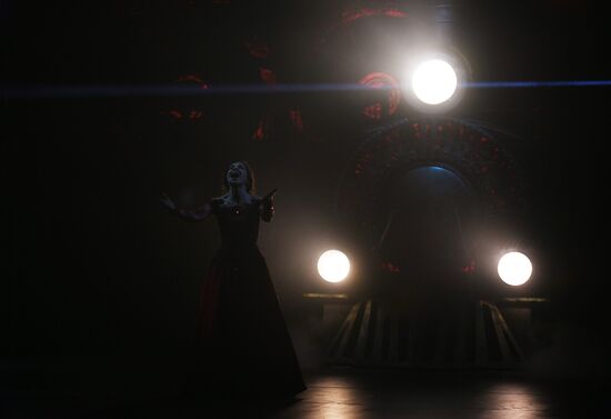 First run of Anna Karenina musical