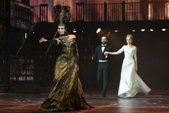 First run of Anna Karenina musical