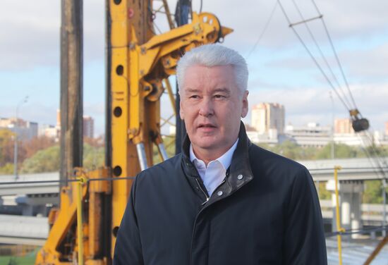 Moscow Mayor Sergei Sobyanin inspects construction of Northeast Chord