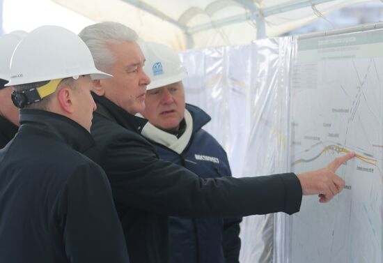 Moscow Mayor Sergei Sobyanin inspects construction of Northeast Chord