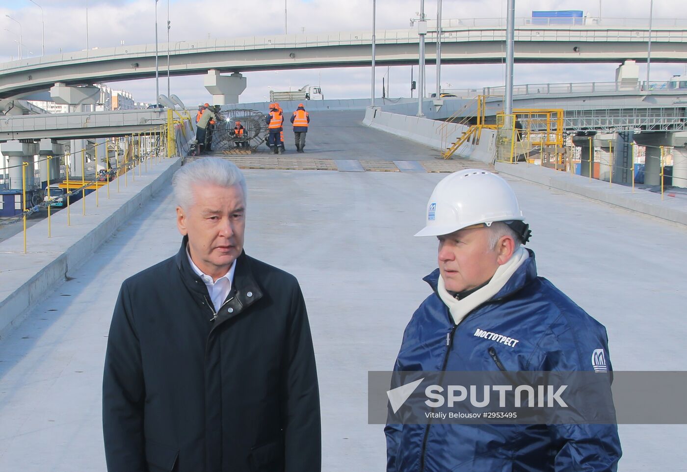 Moscow Mayor Sergei Sobyanin inspects construction of Northeast Chord