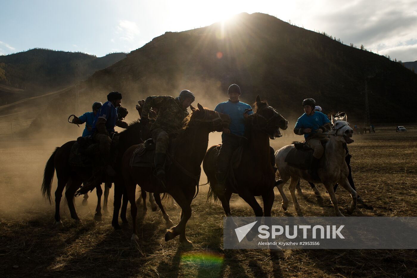 Altai Republic hosts Kok Boru goat-tossing championship