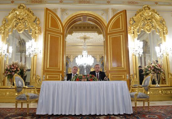 Russian President Vladimir Putin visits Turkey