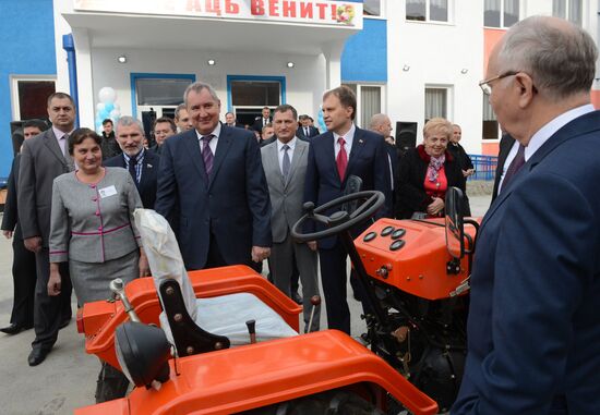 Deputy Russian Prime Minister Dmitry Rogozin visits Transnistria