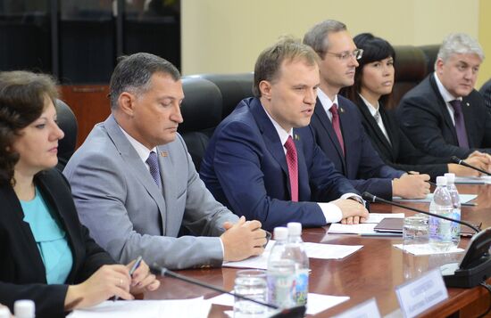 Deputy Russian Prime Minister Dmitry Rogozin visits Transnistria