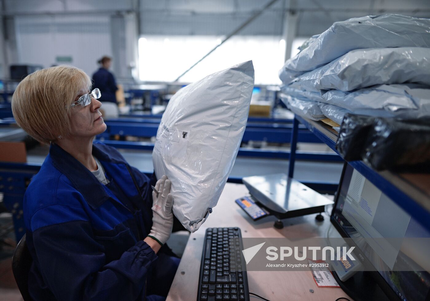 Postal customs control facility opens in Novosibirsk