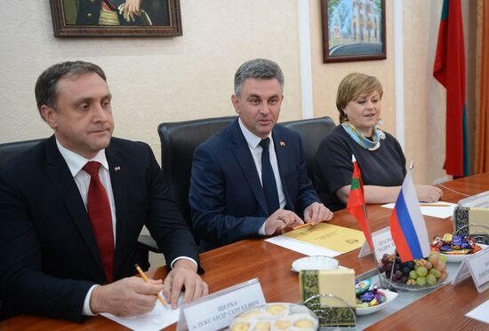 Deputy Russian Prime Minister Dmitry Rogozin visits Transnistria