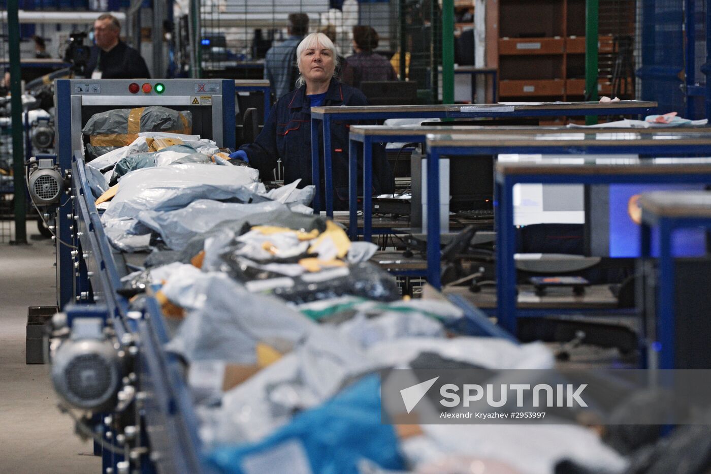 Postal customs control facility opens in Novosibirsk