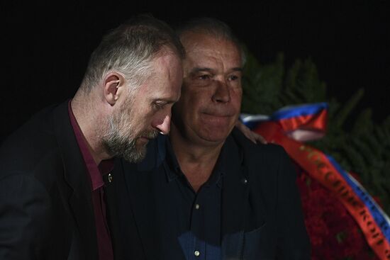 Paying last respects to actress Lyudmila Ivanova