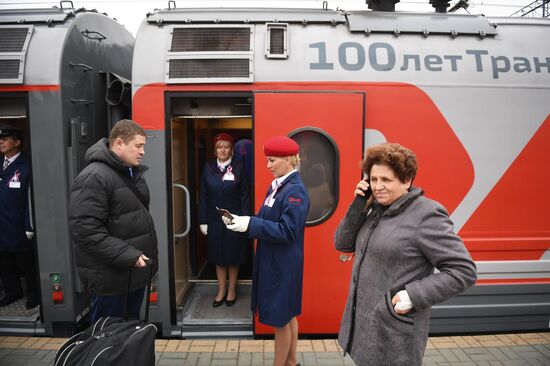 Moscow-Vladivostok train departs