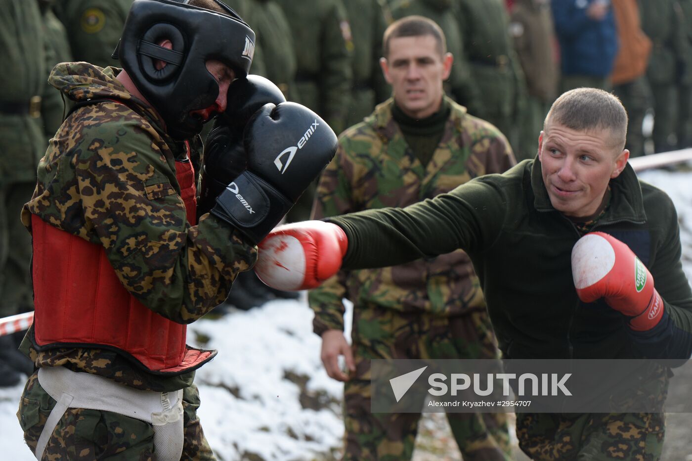 Test for right to wear crimson and green beret by National Guard servicemen