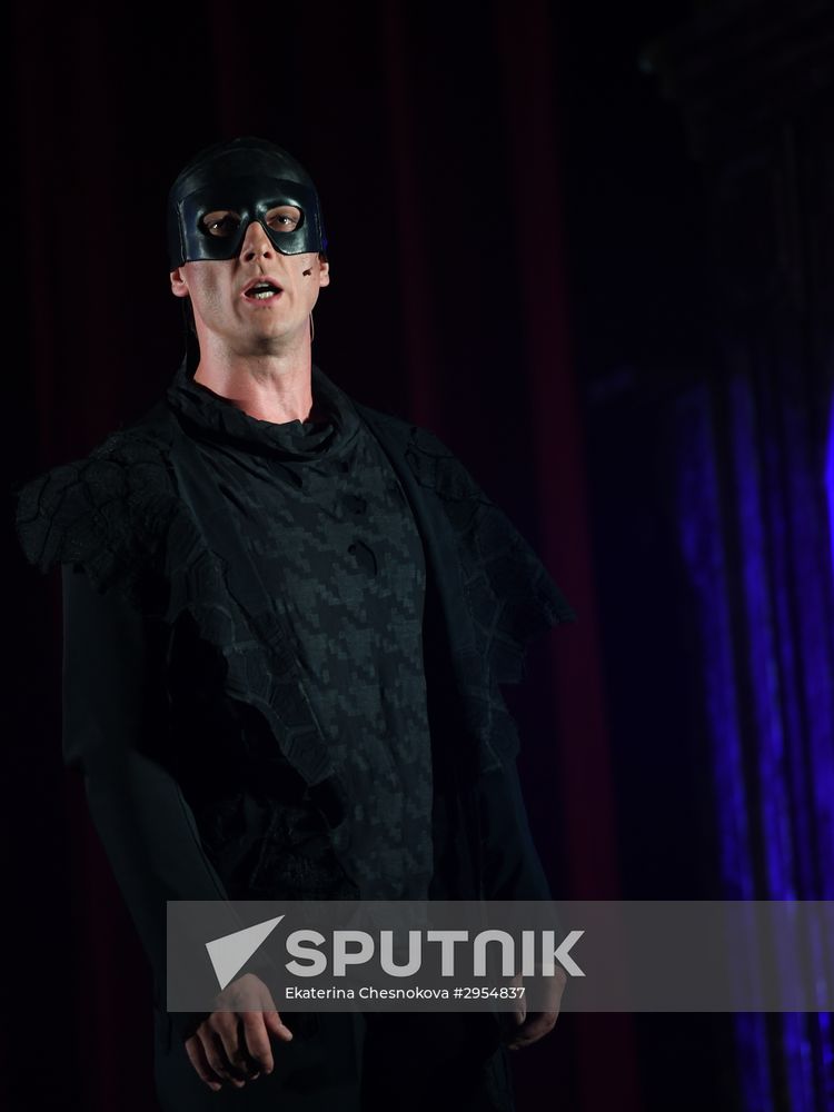Premiere of musical The Circus Princess