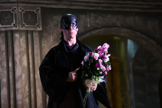 Premiere of musical The Circus Princess