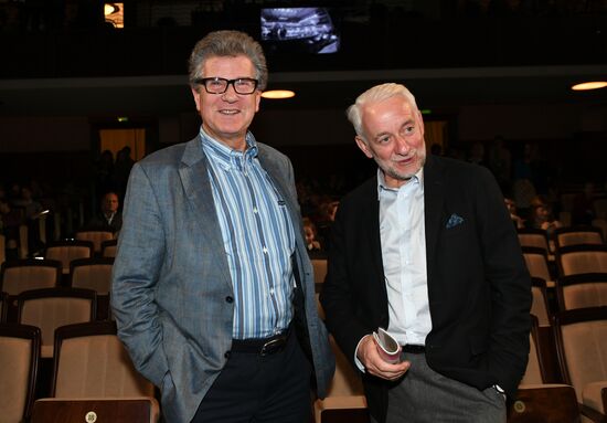 Premiere of musical The Circus Princess