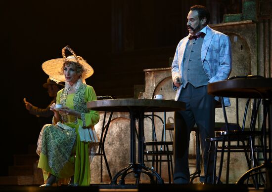 Premiere of musical The Circus Princess