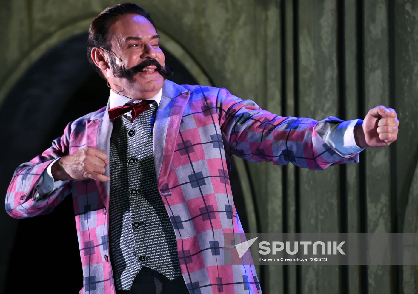 Premiere of musical The Circus Princess