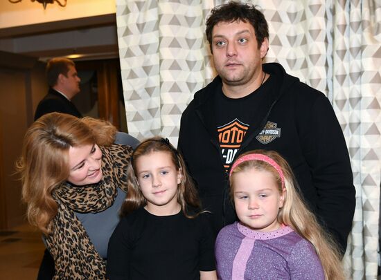 Premiere of musical The Circus Princess