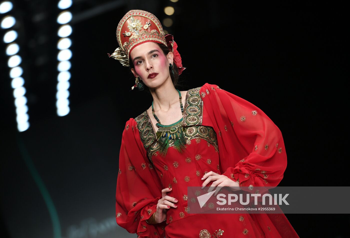 Mercedes-Benz Fashion Week in Moscow. Day 1