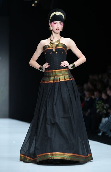 Mercedes-Benz Fashion Week in Moscow. Day 1