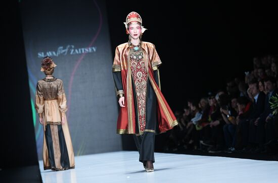 Mercedes-Benz Fashion Week in Moscow. Day 1