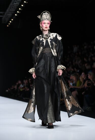 Mercedes-Benz Fashion Week in Moscow. Day 1